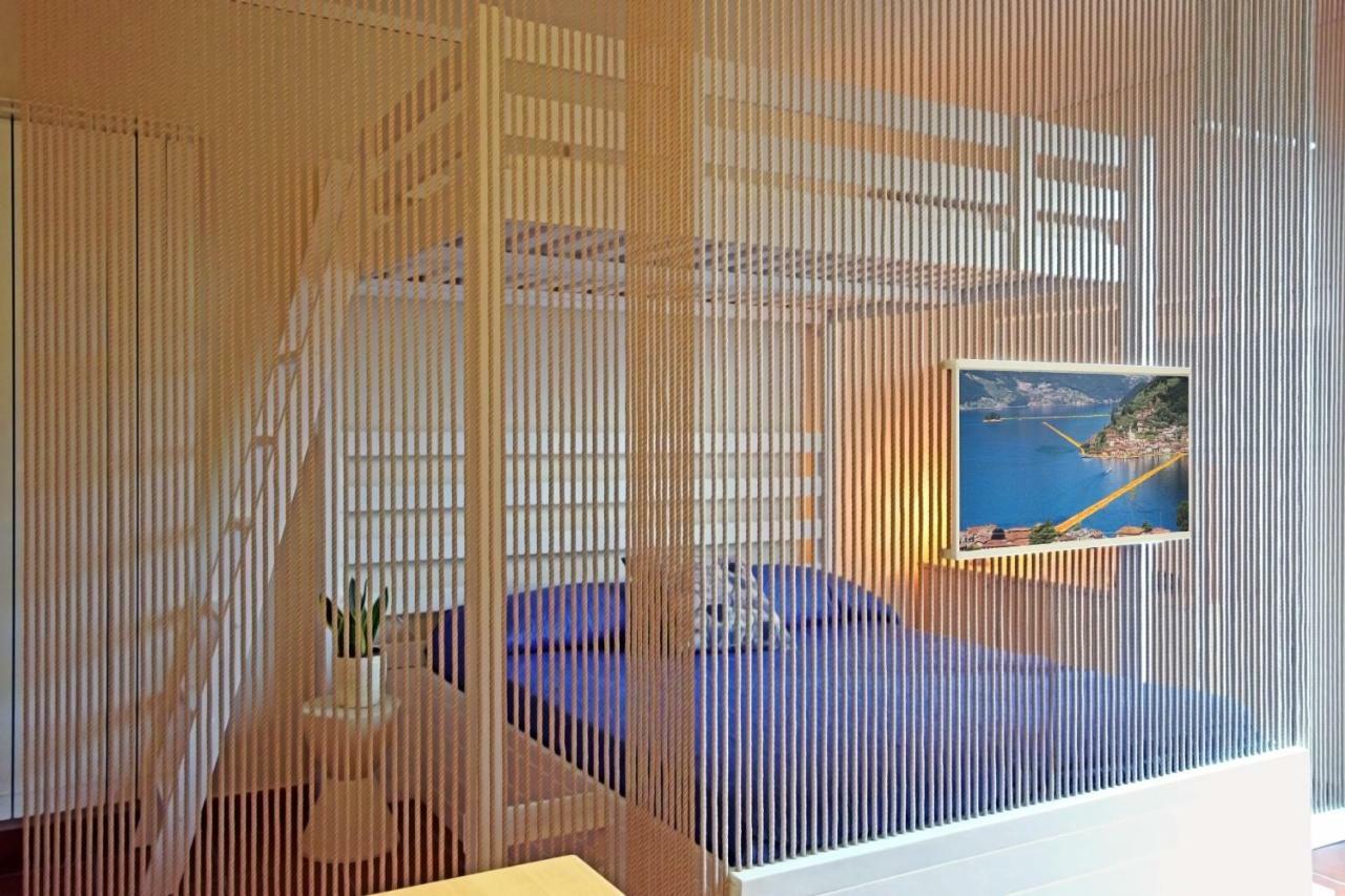In Suite Lake 1 Iseo Bagian luar foto