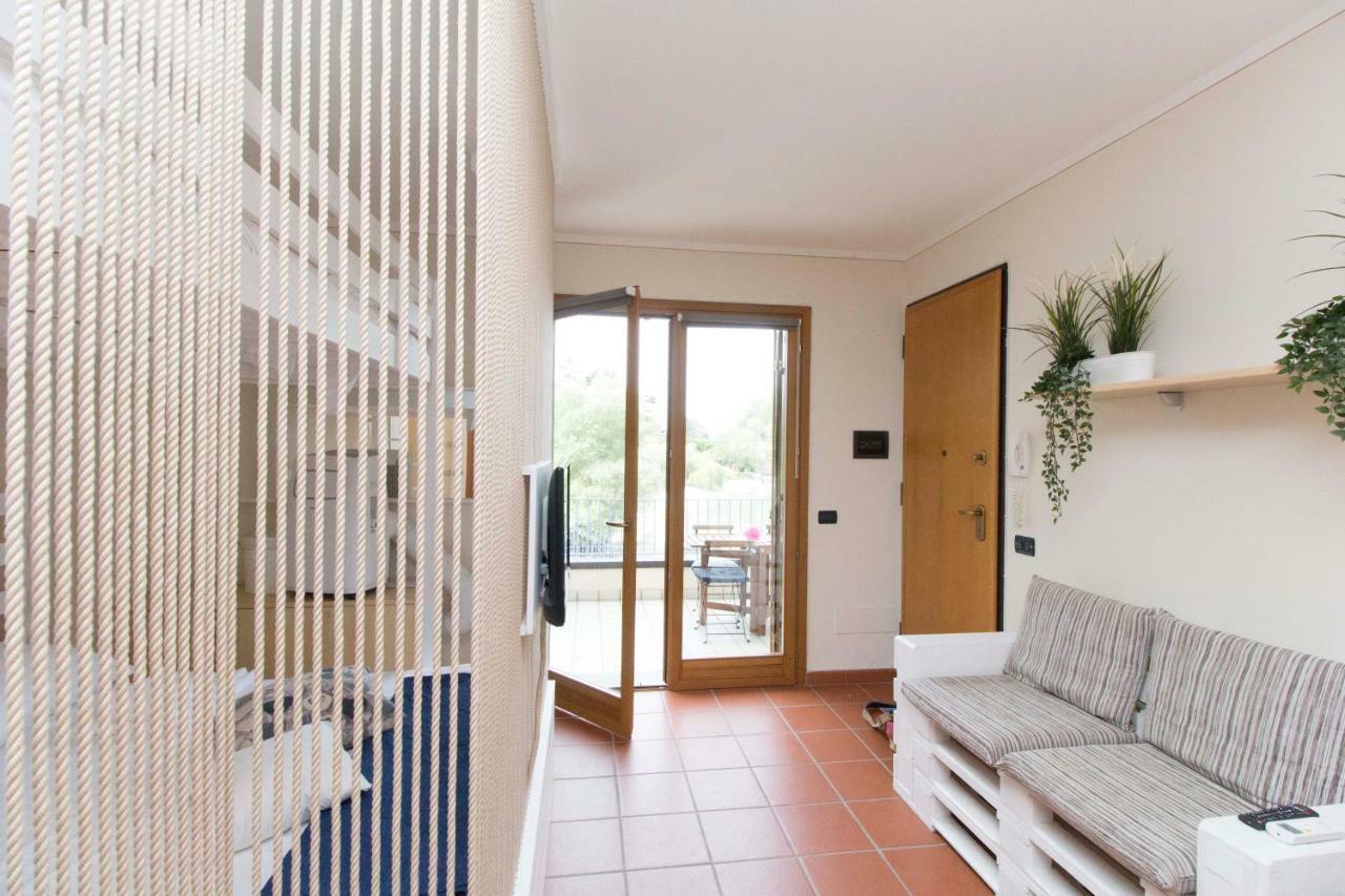 In Suite Lake 1 Iseo Bagian luar foto