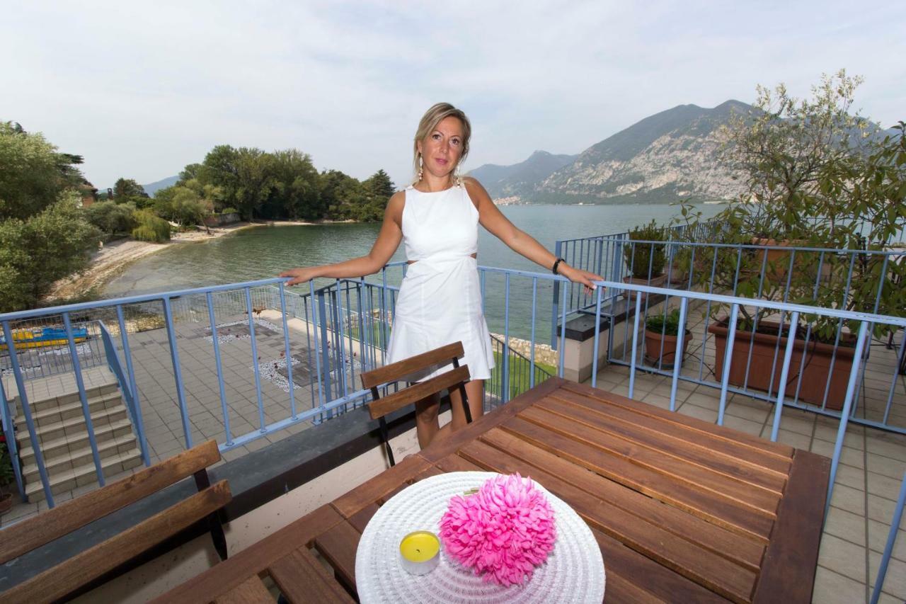 In Suite Lake 1 Iseo Bagian luar foto